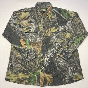 Cabela's Green Camouflage Outdoor Shirt - Size Medium